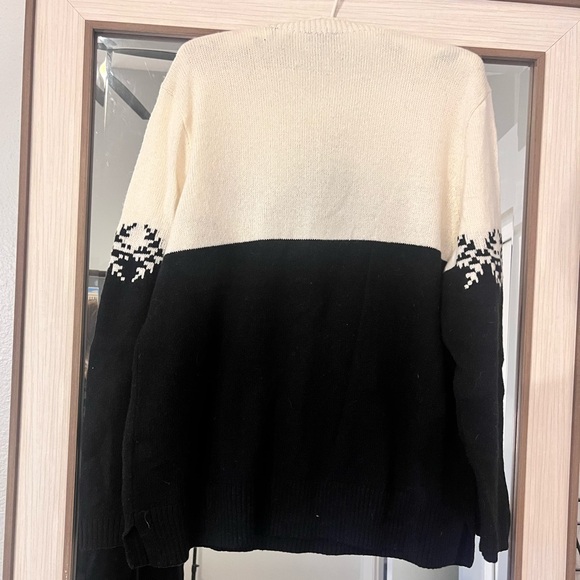 Talbots Snowflake Sweater size Large - Picture 2 of 3